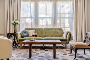 Refined and Roomy 1BD House with Laundry